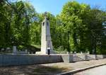 Montecheroux, das Denkmal auf dem Plateau Lomont erinnert an die hier stattgefundenen Kmpfe im II.Weltkrieg, Mai 2017