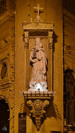Mit Heiligenfiguren verzierte Huserecken gibt es reichlich auf Malta.