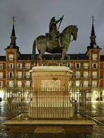 Dieses Reiterstandbild von Knig Felipe III von Spanien befindet sich auf der Plaza Mayor von Madrid.