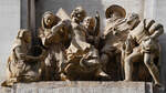 Eine Figurengruppe an einem dem spanischen Schriftsteller Miguel de Cervantes Saavedra gewidmeten Denkmal.