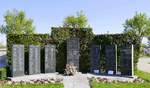 Grafenhausen, Denkmal fr die Gefallenen der beiden Weltkriege auf dem Friedhof, April 2020