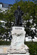 Eine Statue des spanischen Maler und Grafikers Francisco de Goya, so gesehen Anfang November 2022 in Madrid.