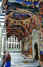 Narthex mit Fresken im Kloster Rila  im sdwestlichen Bulgarien.