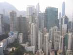 Hong Kong : Der Blick vom Hopewell Center macht es offenkundig, dass man ein Hochhaus auf wenigen Quadratmetern bauaen kann.