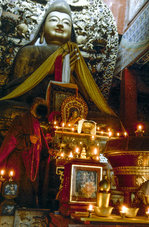 Buddha im Lama Tempel in Peking.