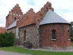 Frederikssund, mittelalterliche Dorfkirche mit einem Anbau von 1744 (20.07.2021)