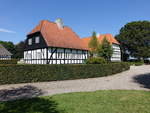 Randlev, der Pfarrhof aus Fachwerk stammt aus dem Jahre 1749 (24.07.2019)