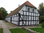Morke, Kirchgemeindehaus aus Fachwerk von 1705 (21.09.2020)