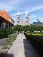 Viborg, Ausblick auf den Dom von Latinerhaven Garten (08.06.2018)