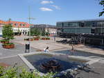 Thisted, Brunnen und Einkaufszentrum am Hauptplatz Store Torv (08.06.2018)