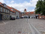 Nykobing, Gebude in der Klosterstrae und Kirchplatz (18.07.2021)