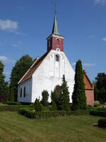 Karleby, evangelische Kirche am Tunderup Strandvej, erbaut 1130 (18.07.2021)