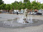 Maribo, Brunnen und Skulptur am Hauptplatz Torvet (18.07.2021)