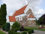 Sollested, evangelische Kirche, turmlose romanische Kirche aus Granitquadern (18.07.2021)