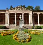 Baden-Baden, Haupteingang zur Trinkhalle mit dem Kaiser Wilhelm II.