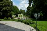 Freiburg im Breisgau, Blick von der Terrasse des Jesuitenschloes auf den Park, Juli 2011