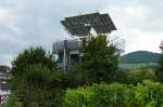 Freiburg im Breisgau, das Heliotrop, ein zylinderfrmiger Bau, drehbar um die eigene Achse gelagert und nach der Sonne ausgerichtet, das erste Haus der Welt, das mehr Energie erzeugt, als es