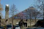 Freiburg im Breisgau, die katholische Kirche St.Peter und Paul im Stadtteil St.Georgen, erbaut 1967-69, erste Kirche im Erzbistum Freiburg mit einer Solaranlage, Mrz 2012