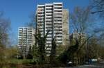 Freiburg im Breisgau, 16 geschoige Wohnbauten aus den 1970er Jahren im Stadtteil Landwasser, Mrz 2012