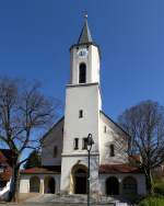 Freiburg, die katholische Kirche St.Urban, im Stadtteil Herdern, erbaut 1841, April 2015