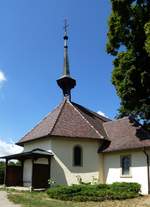 Freiburg-Munzingen, die 1715-16 neu aufgebaute Erentrudiskapelle auf dem Tuniberg, Aug.2016