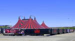 Freiburg, der Zirkus Horrors gastierte über zwei Wochen auf dem Platz vor der Neuen Messe, April 2022
