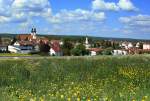 Obermarchtal an der Donau, Blick auf den Ort, bekannt durch die groartige Klosteranlage, Mai 2008