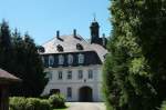 Warthausen, das Torhaus der Schloanlage, Aug.2012 