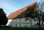 Ochsenhausen, das 1684 erbaute Brauhaus des Klosters, heute Konzertsaal der Landesmusikakademie, Aug.2012