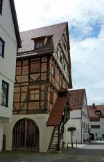 Riedlingen, das Ackerbrgerhaus  Schne Stiege , erbaut 1556, beherbergt seit 2002 das Stadtmuseum, Aug.2012
