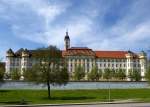 Ochsenhausen, die Ostfassade der ehemaligen Reichsabtei, April 2014