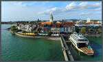 Vom Moleturm bietet sich ein schner Blick auf die Stadt Friedrichshafen.