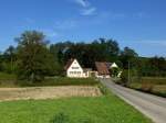 Wippertskirch im Tuniberg, der Wippertskircher Hof ist der brig gebliebene Rest einer ehemaligen Siedlung mit Schlo und Kloster, Sept.