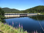 Schluchsee, die Staumauer von der Seeseite, hchstgelegene Talsperre Deutschlands, Juli 2014