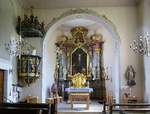 Offnadingen, Blick zum Altar in der Pfarrkirche, Aug.2017