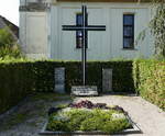 Seefelden, Denkmal für die Gefallenen der beiden Weltkriege, April 2021