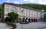 Bad Wildbad im Nordschwarzwald, Blick �ber den Kurplatz zum 1798-90 erbauten K�niglichen Palais, 1840-42 Umbau zum K�niglichen Badhotel, 1960-63 Umbau zum Staatlichen Badhotel, seut 2007 Hotel im