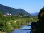 Blick von der Fugngerbrcke ber die Elz bei Suggental in Richtung Waldkirch, Sept.2013