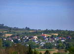 Tutschfelden im Breisgau, Blick von Sden auf den Ort, schn gelegen in den Vorbergen des Schwarzwaldes, Mai 2017