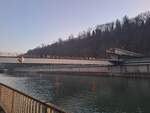 Der Alicensteg ber den Neckar bei Esslingen am 04.02.2025.
