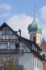 ALLENSBACH (Landkreis Konstanz), 02.10.2014, Blick auf den Turm der Nikolauskirche
