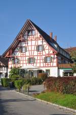ALLENSBACH (Landkreis Konstanz), 02.10.2014, restauriertes Fachwerkhaus