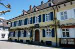 Kandern, in diesem Haus praktizierte von 1850-53 der berhmte Arzt und Forscher Adolf Kumaul, Mai 2012