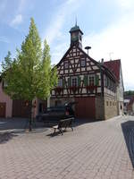 Hofen bei Bnnigheim, altes Rathaus im Ortskern, erbaut 1784 (24.06.2018)