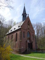 Werbach, Wallfahrtskapelle Liebfrauenbrunn, neugotischer Bau mit Dachreiter und polygonalem Abschluss, erbaut 1902 (15.04.2018)