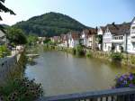 Wolfach, Blick von der Brcke ber die Kinzig, fluabwrts, Juli 2013