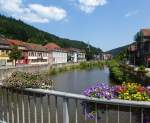 Wolfach, Blick von der Brcke ber die Kinzig, fluaufwrts, Juli 2013