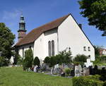 Elgersweier, Blick ber den Friedhof zur Kirche St.Markus, Juni 2020