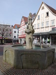 Backnang, Rathausbrunnen am Rathausplatz (03.04.2016)