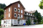 Schiltach, das ehemalige Bahnhofshotel in der Bahnhofstrae, Juli 2025